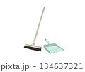 帚と塵取り（学校用） 134637321