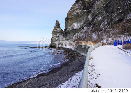 セタカムイ岩(古平町) セタカムイ岩(古平町) 134642190