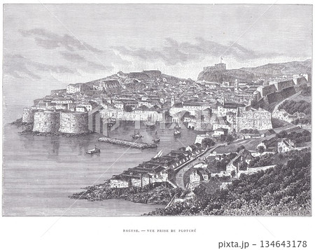 Dubrovnik Old Town and City Walls Overlooking the Harbor in Ragusa, Croatia 134643178