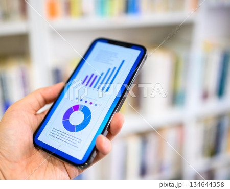 スマホでデータ確認 134644358