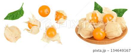 Cape gooseberry or physalis in wooden bowl isolated on white background wit full depth of field. Top view. Flat lay 134649167