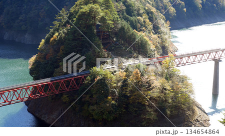 奥大井湖上駅　秋 134654864