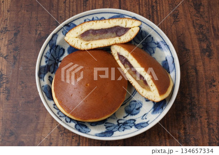 栗のどら焼き 134657334