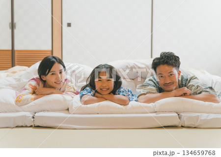 family trip　撮影協力：伊東小涌園 134659768