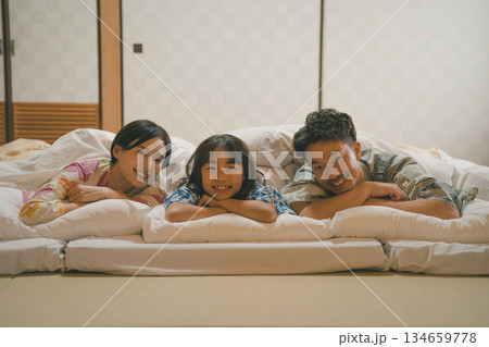 family trip　撮影協力：伊東小涌園 134659778