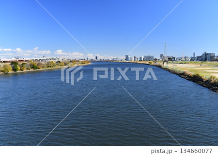 扇大橋/荒川より下流/西新井橋方向を望む(東京都足立区)【2025.12】 扇大橋/荒川より下流/西新井橋方向を望む(東京都足立区)【2025.12】 134660077