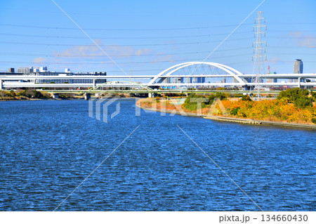 扇大橋／荒川より上流／江北橋方向を望む(東京都足立区)【2025.12】 134660430