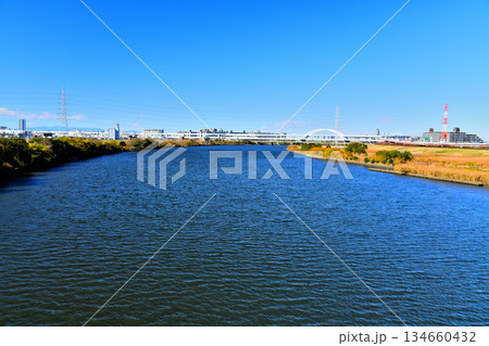 扇大橋／荒川より上流／江北橋方向を望む(東京都足立区)【2025.12】 134660432