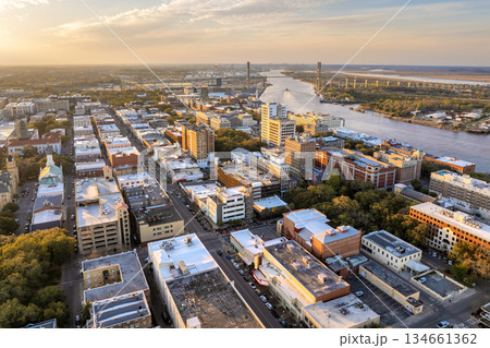Savannah, Georgia. American architecture with illuminated streets and historical buildings 134661362
