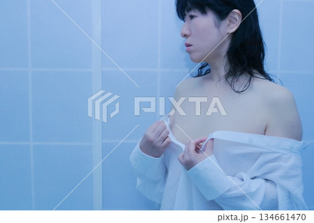 若い女性のエステイメージ 若い女性のエステイメージ 134661470