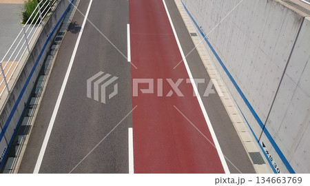 色分けされた道路 色分けされた道路 134663769