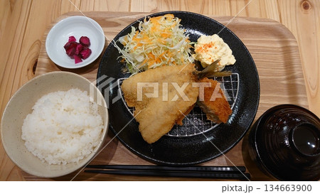 アジフライ定食 134663900