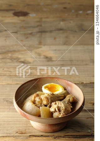 手羽元と大根と卵の甘辛煮 手羽元と大根と卵の甘辛煮 134664046