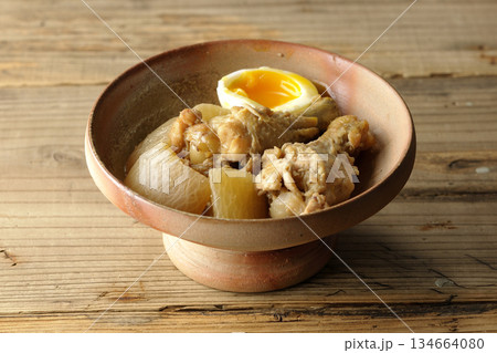 手羽元と大根と卵の甘辛煮 134664080