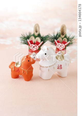 2026年 午年 年賀状 2026年 午年 年賀状 134664178