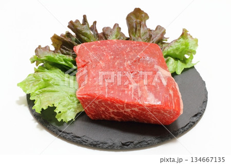 牛もも肉ブロック(国産牛等級3) 牛もも肉ブロック(国産牛等級3) 134667135