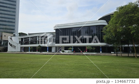 this is NUS University Town, welcoming visitors and building around them this is NUS University Town, welcoming visitors and building around them 134667732