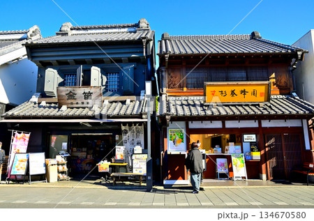 埼玉県　川越市　蔵造りの街並み 134670580