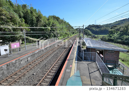 熊本県 田原坂駅 ホームと列車の風景 熊本県 田原坂駅 ホームと列車の風景 134671283