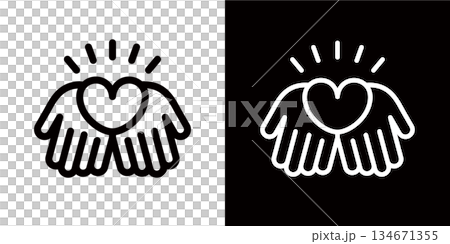 手のひらの上のハートアイコン,チャリティーや寄付、献血、臓器提供などのイメージ 134671355