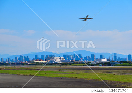 航空機 離陸 航空機 離陸 134671704
