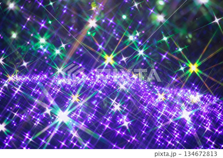 光り輝く抽象的な背景 134672813