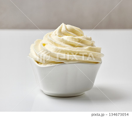 bowl of whipped cream bowl of whipped cream 134673054