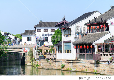 中国にある蘇州のとても美しい街並み風景 中国にある蘇州のとても美しい街並み風景 134677378
