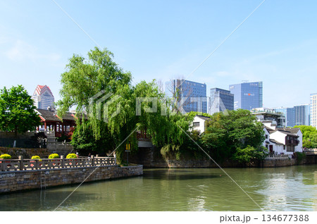 中国にある蘇州のとても美しい街並み風景 134677388