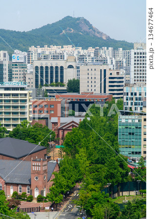 ソウルの美しい街並み風景 134677464