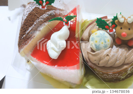 冬のイベントにぴったりなクリスマスケーキ 冬のイベントにぴったりなクリスマスケーキ 134678036