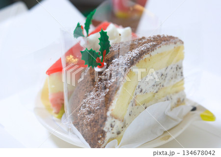 チョコレートズコットクリスマスケーキ チョコレートズコットクリスマスケーキ 134678042
