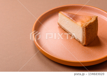 New York cheesecake, a slice of sweet pie, a classic cheesecake dessert. New York cheesecake 134683020