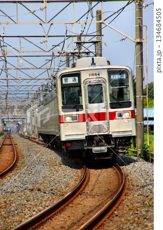 伊勢崎線を快走する通勤電車… 『10000系』 134684505