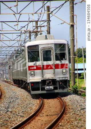 伊勢崎線を快走する通勤電車… 『10000系』 伊勢崎線を快走する通勤電車… 『10000系』 134684508