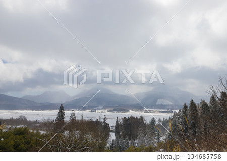 九重の雪景色（大分県九重町） 134685758