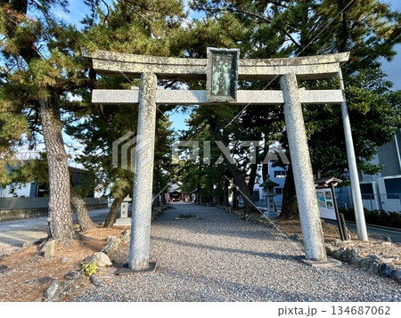 吉田神社の鳥居 134687062