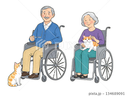 おばあさんとおじいさんが車椅子に座り、膝の上で丸くなる猫を優しくなでているシーン 134689091