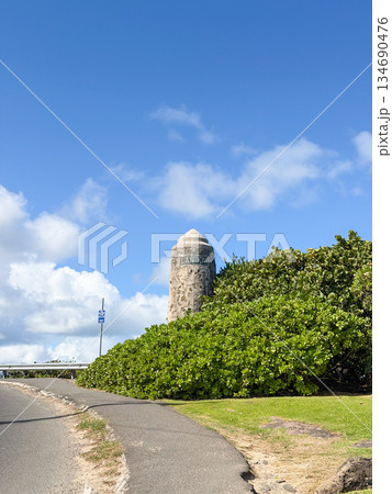 ハワイ ラニカイの石碑 134690476