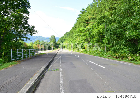北海道道465号金山幾寅停車場線かなやま湖周辺の風景(2023年夏) 北海道道465号金山幾寅停車場線かなやま湖周辺の風景(2023年夏) 134690719