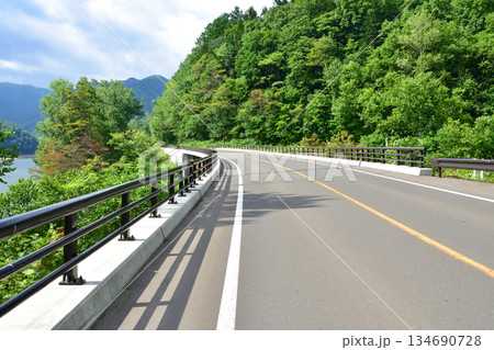 北海道道465号金山幾寅停車場線かなやま湖周辺の風景(2023年夏) 北海道道465号金山幾寅停車場線かなやま湖周辺の風景(2023年夏) 134690728