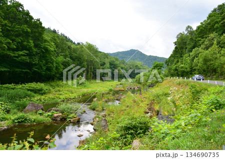 北海道道465号金山幾寅停車場線かなやま湖周辺の風景(2023年夏) 北海道道465号金山幾寅停車場線かなやま湖周辺の風景(2023年夏) 134690735