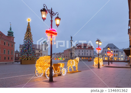 Plac Zamkowy Warsaw Poland dawn Christmas decorations 134691362
