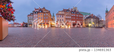 Plac Zamkowy Warsaw Poland dawn Christmas decorations 134691363