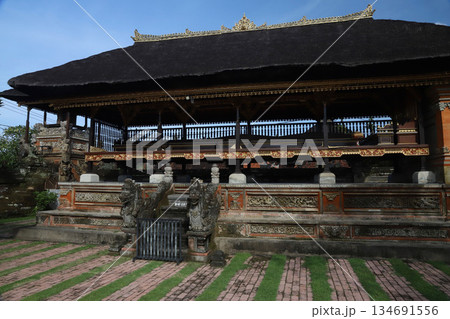 バリ島　ウブド　バトゥアン寺院 134691556