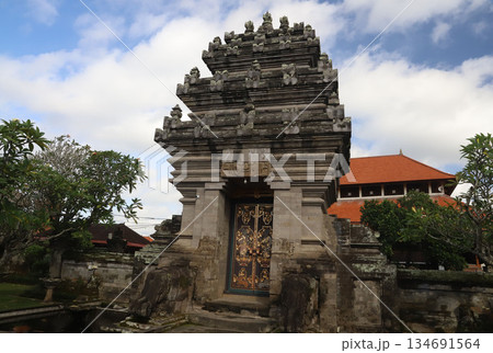 バリ島　ウブド　バトゥアン寺院 134691564
