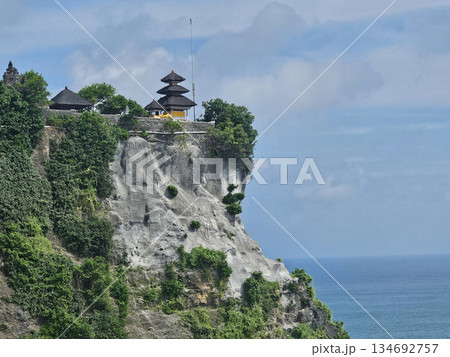 バリ島 ウルワツ寺院 バリ島 ウルワツ寺院 134692757