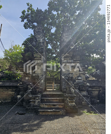 バリ島　ウルワツ寺院 134692771