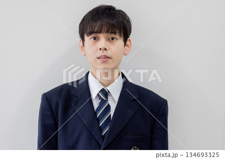 男子学生のポートレート 男子学生のポートレート 134693325