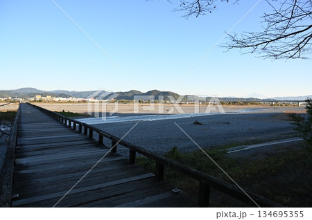 蓬莱橋　朝　島田市 134695355